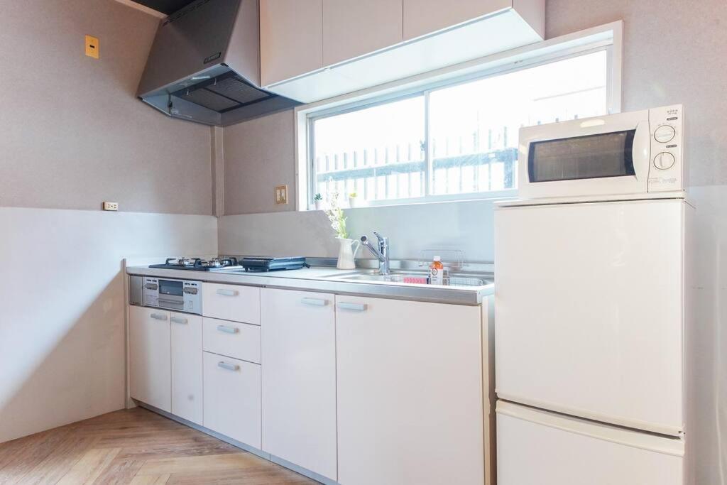 Appartement Sanacion Namba 難波千日前の5Ldk120平米 駅徒歩2分 広々バルコニーでバーベキューも可能 à Ōsaka Extérieur photo