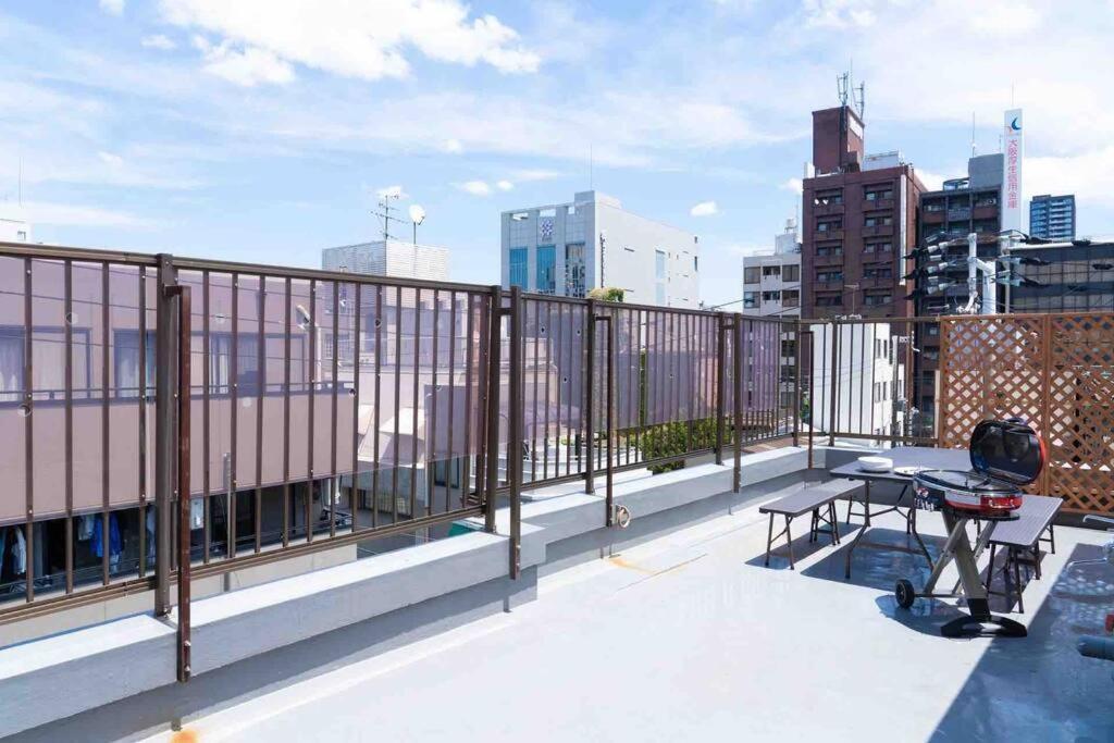 Appartement Sanacion Namba 難波千日前の5Ldk120平米 駅徒歩2分 広々バルコニーでバーベキューも可能 à Ōsaka Extérieur photo