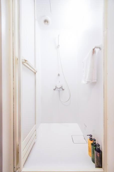 Appartement Sanacion Namba 難波千日前の5Ldk120平米 駅徒歩2分 広々バルコニーでバーベキューも可能 à Ōsaka Extérieur photo