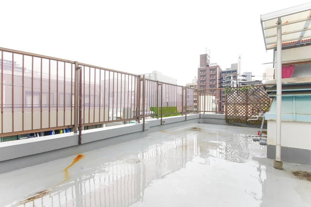 Appartement Sanacion Namba 難波千日前の5Ldk120平米 駅徒歩2分 広々バルコニーでバーベキューも可能 à Ōsaka Extérieur photo