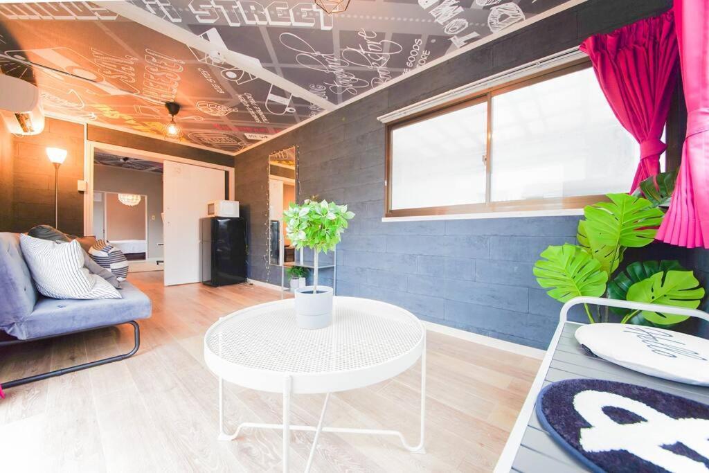 Appartement Sanacion Namba 難波千日前の5Ldk120平米 駅徒歩2分 広々バルコニーでバーベキューも可能 à Ōsaka Extérieur photo