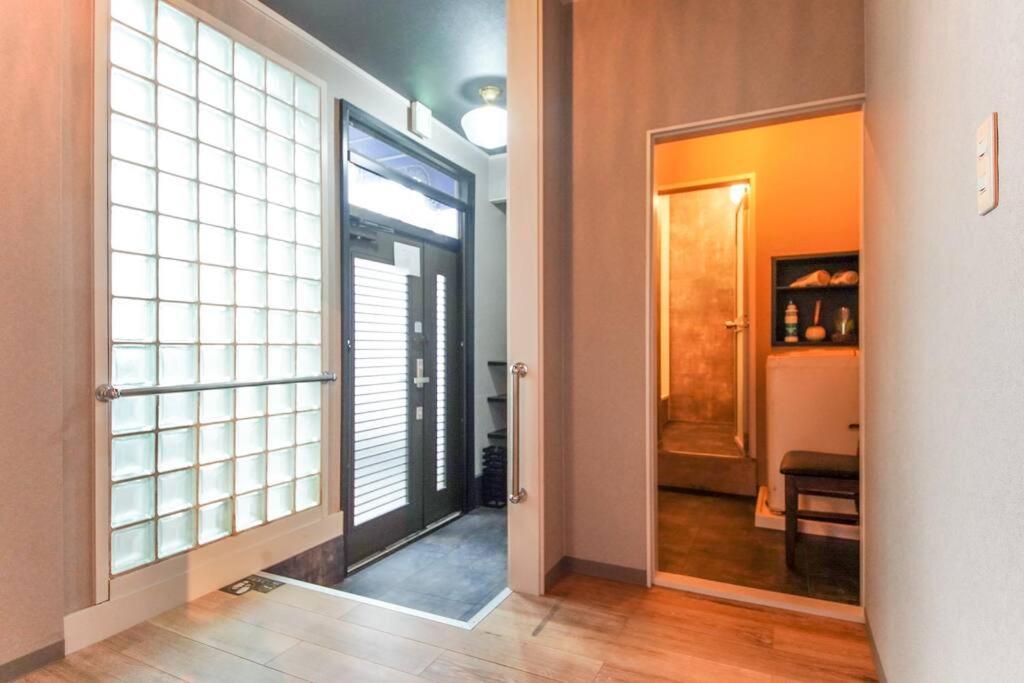 Appartement Sanacion Namba 難波千日前の5Ldk120平米 駅徒歩2分 広々バルコニーでバーベキューも可能 à Ōsaka Extérieur photo