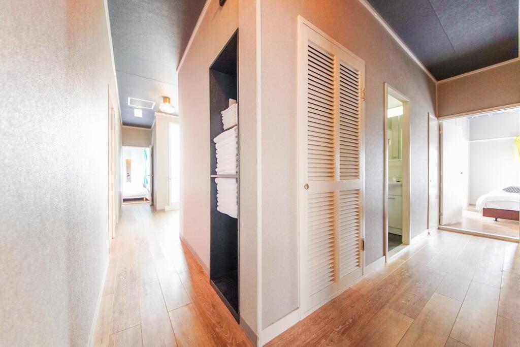 Appartement Sanacion Namba 難波千日前の5Ldk120平米 駅徒歩2分 広々バルコニーでバーベキューも可能 à Ōsaka Extérieur photo